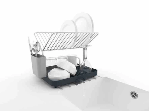 Joseph Joseph Y-RACK dvoupatrový odkapávač na nádobí s odtokem a přihrádkou na příbory grafitový