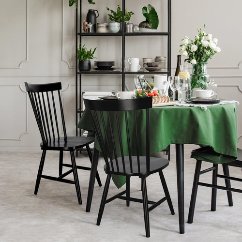 Dřevěná jídelní židle Tulno černá retro do kuchyně a jídelny vintage