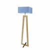 Stojací lampa do obýváku Jawa modrá s dubovým stínidlem moderní skandinávský styl Lysne