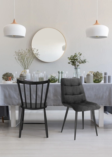 Čalouněná sametová židle PLAID černá do jídelny a obýváku na kovových nohách Intesi