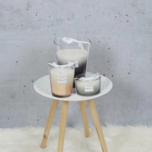 Vonná svíčka jantarová ve skleněné šedé váze Intesi dekorativní dárek