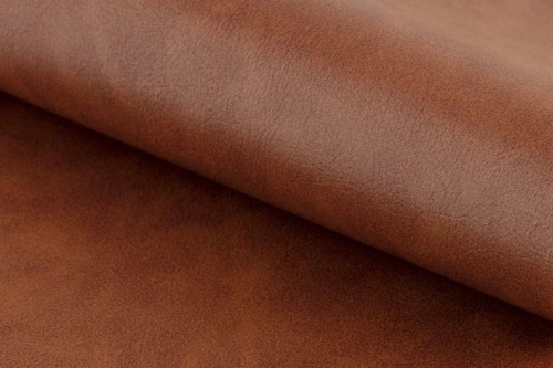 Jídelní židle Addi Actona čalouněná ekokůže hnědá s područkami dub skandinávský