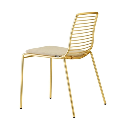 Kovová zahradní židle Summer SCAB Design zlatá s polštářem moderní na zahradu a terasu