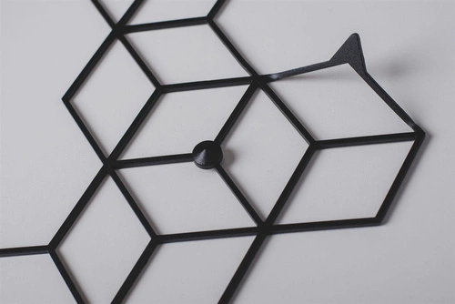 Moderní kovový nástěnný věšák Stiga XL Black do předsíně černý Polyhedra 97 cm