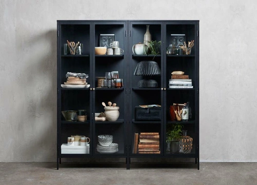 Prosklená loftová vitrína Carmel 190 cm černá do obýváku na alkohol