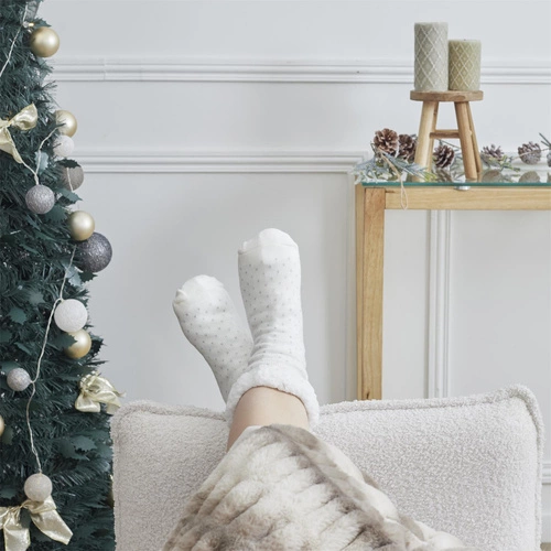 Dámské ponožky Intesi bílé se stříbrným motivem, hřejivé a příjemné na dotek, moderní styl