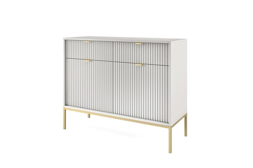 Šedá moderní komoda Delicious s drážkováním a zásuvkami na zlatých nohách 104 cm do obývacího pokoje