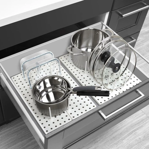 Odkapávač na nádobí Peggy Umbra bílý moderní stojací do zásuvky s nastavitelnou délkou