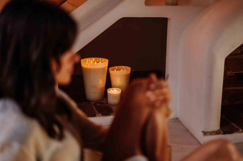 XL svíčka 600gr. Malina a černá vanilka