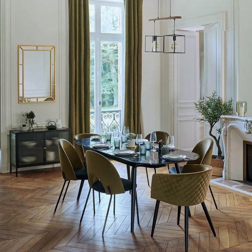 Černá moderní kovová komoda Aldir se skleněnými dvířky na nožkách 100 cm do obýváku