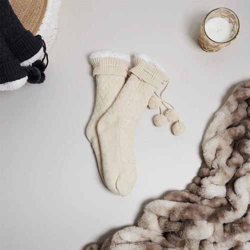 Intesi dámské zimní ponožky krémové s bambulkami teplé a hebké 36-41