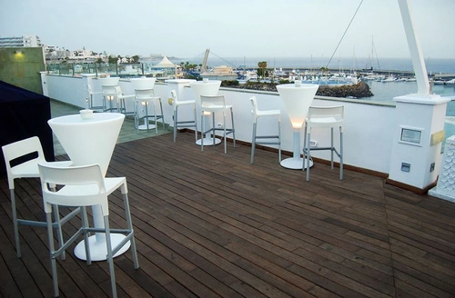 Barová židle Divo 75 cm oranžová s opěrkou moderní do kuchyně a na ostrůvek SCAB Design