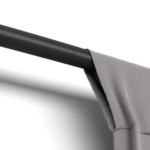 Nastavitelná černá matná kovová garnýž Zen Umbra do obýváku a ložnice 81–162 cm