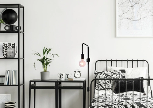 Nástěnné svítidlo Laren černé kovové moderní do ložnice, obýváku a studentského pokoje