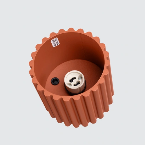 Stropní svítidlo AURA 1 moderní kulaté červené do obýváku a kuchyně hliník