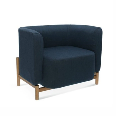 Moderní bukové křeslo Polar FAMEG do obýváku na míru