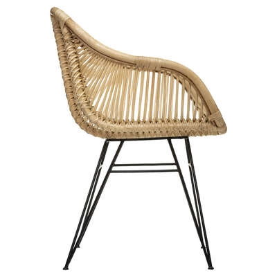 Ratanová židle Koeta Atmosphera do jídelny a obývacího pokoje s područkami na kovových nohách