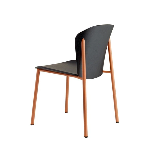 Jídelní židle Finn SCAB Design moderní dřevěná černá s kovovými nohami stohovatelná