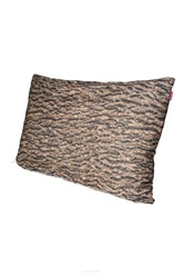 Sametový dekorativní polštář Robina antialergenní do obýváku a ložnice hnědý 60x40