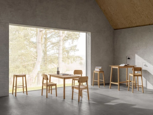 Jídelní stůl Barlow 120x80 dřevěný moderní skandinávský dubová dýha natural Actona