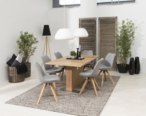 Čalouněná židle Dima Actona světle šedá skandinávská do jídelny a obýváku na dřevěných nohách