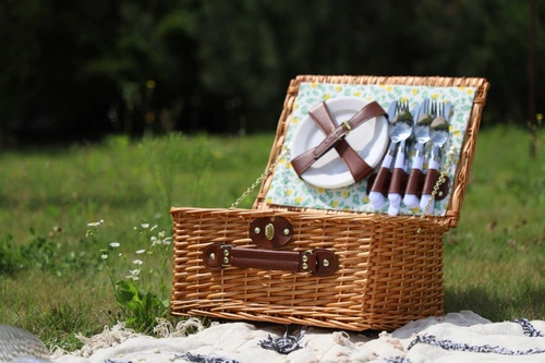 Piknikový koš pro čtyři osoby