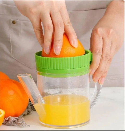 Intesi odšťavňovač na citrusy s džbánkem s odměrkou žlutá kuchyňská nádoba