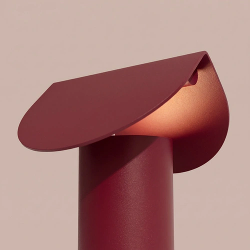 Stolní LED lampa BISCUIT burgundová THORO LIGHTING
