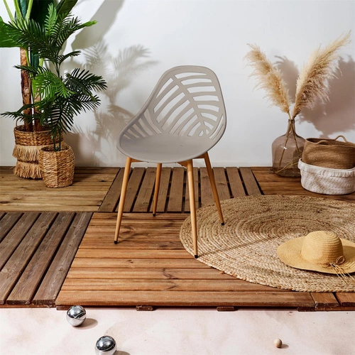 Moderní béžová jídelní židle z plastu Intesi Alameda snadno čistitelná