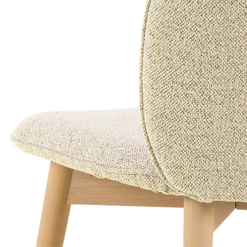 Čalouněná židle Cindy béžová skandinávská do jídelny a obývacího pokoje Actona kaučukové dřevo