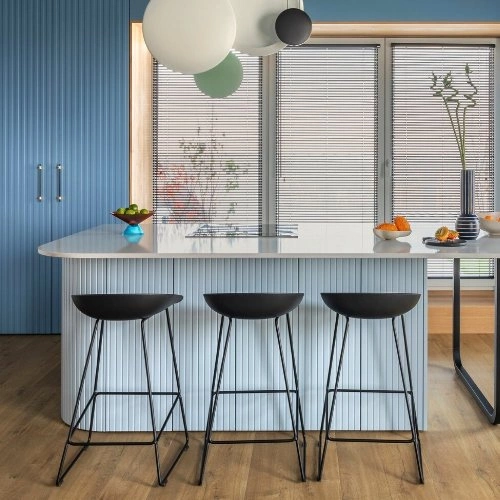 Barová židle Molly černá vysoká