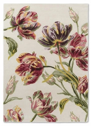 Klasický květinový koberec do obýváku Gosford Cranberry 170x240 cm vlněný ručně tkaný Laura Ashley