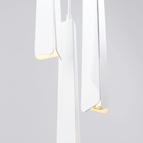 Závěsné svítidlo PRYSM 3P bílé skandinávský styl 3 světla do obýváku a nad kuchyňský ostrůvek