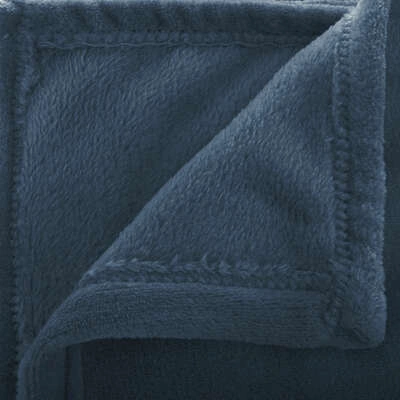 Flísová deka Atmosphera tmavě modrá 180x230 cm hřejivá a měkká na postel nebo pohovku