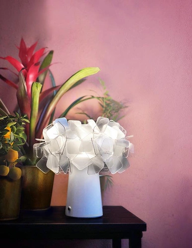 Stolní lampa Clizia kouřová