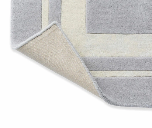 Vlněný ručně tkaný koberec do obývacího pokoje Redbrook šedý 140x200 moderní Laura Ashley