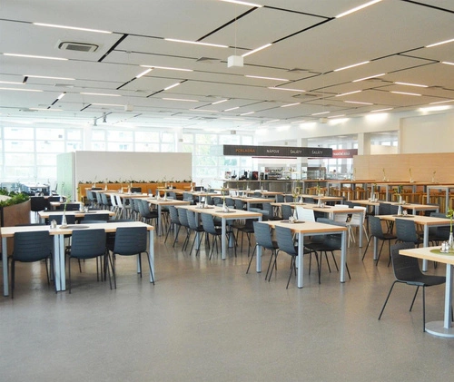 židle Skin 4 černá