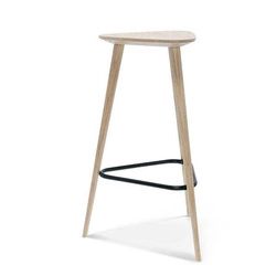 Dřevěný čalouněný barový stoliček Finn Fameg 78 cm moderní na míru do kuchyně