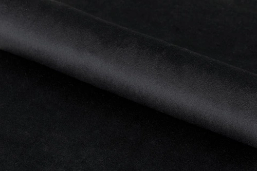 Čalouněná jídelní židle Ranja Actona černá s područkami moderní do jídelny a obýváku