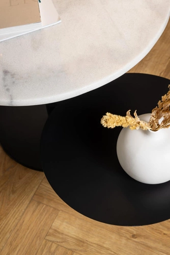 Kulatý konferenční stolek Lahti bílý mramor a černý kov moderní 3úrovňový do obýváku