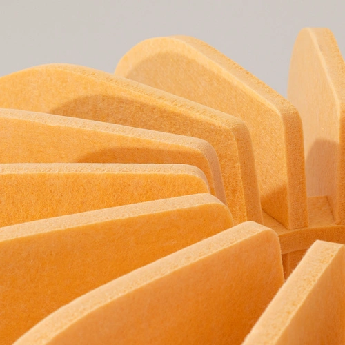 Moderní stojací lampa MULA 45 žlutá s plstěným stínidlem do obýváku