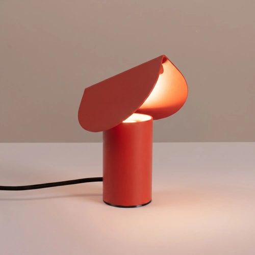Moderní červená hliníková LED stolní lampa BISCUIT