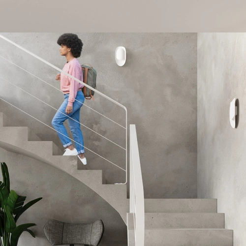 Nástěnné svítidlo Tear černé moderní kovové do obýváku, ložnice nebo nad zrcadlo Sollux