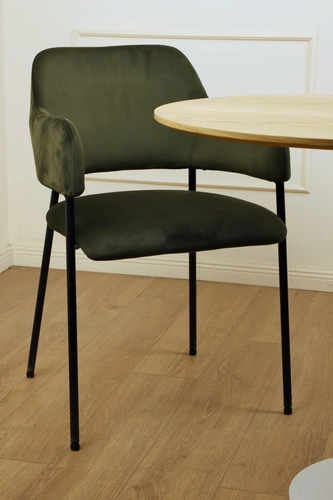 Sada 2 zelených sametových židlí Lima s područkami