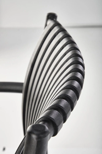 Zahradní židle Nathan černá Intesi z plastu, moderní, snadno čistitelná, stohovatelná