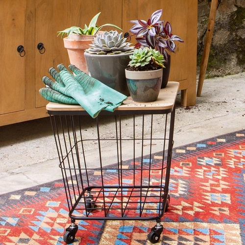 Jordi kovový odkládací stolek na kolečkách s policí do obýváku, industriální servírovací stolek Atmosphera