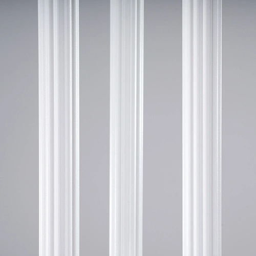 Moderní bílý závěsný lustr ARCHE 3P nastavitelný do obýváku a nad stůl 3-bodový