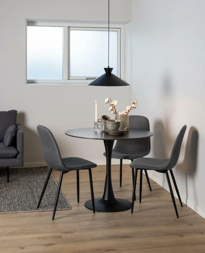 Jídelní židle Celia Actona čalouněná šedá černé nohy moderní skandinávský styl