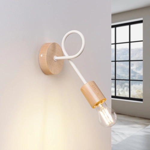 Moderní bílá dřevěná nástěnná lampa do obýváku a ložnice EMBER Sollux Lighting