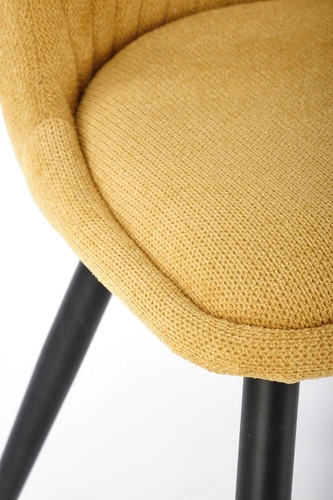 Čalouněná jídelní židle Odile Intesi hořčicová moderní na černých nohách
